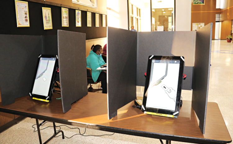 Early voting in Eunice on Monday.