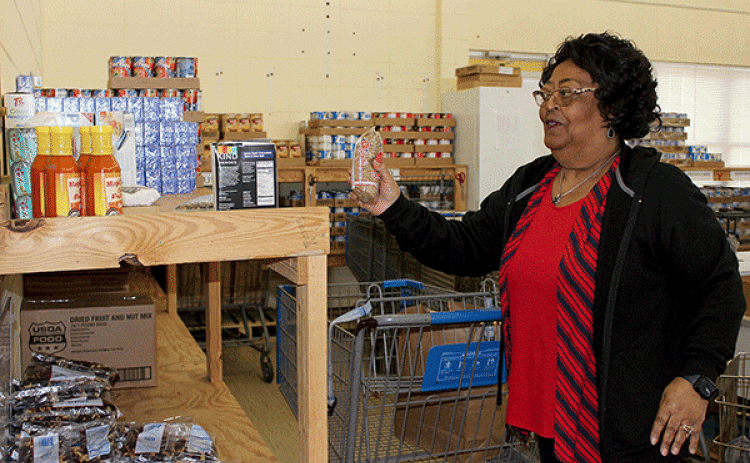 The annual Eunice Food Bank Food Drive is scheduled for Dec. 6, from 6 a.m. to 6 p.m. at the Eunice Food Bank, located at 2101 West Ash, behind the DMV. The food bank is in need of all non-perishables, canned goods, all staples, toiletries, hygiene items, diapers, dry goods, boxed macaroni and cheese, rice, flour, dry beans, toilet paper, paper towels, tuna fish, etc.  Monetary donations are always welcomed. The director of the Eunice Food Bank, Mary Ann Guillory, added, “We are in need of everything. Our c