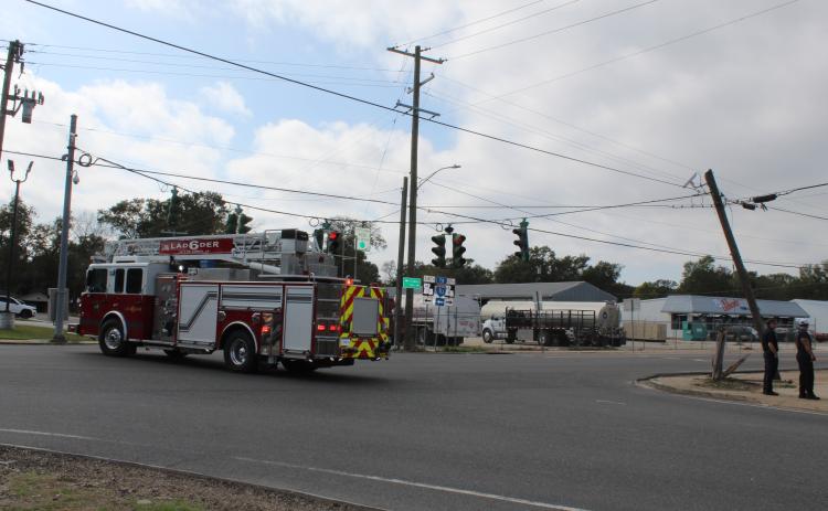 Shortly before 11 a.m. Monday, a wreck occurred at the intersection of South CC Duson and Maple Avenue, resulting in damage to a power pole. The Eunice Fire Department as well as the Eunice Police Department responded to the scene. (Photo by Myra Miller)
