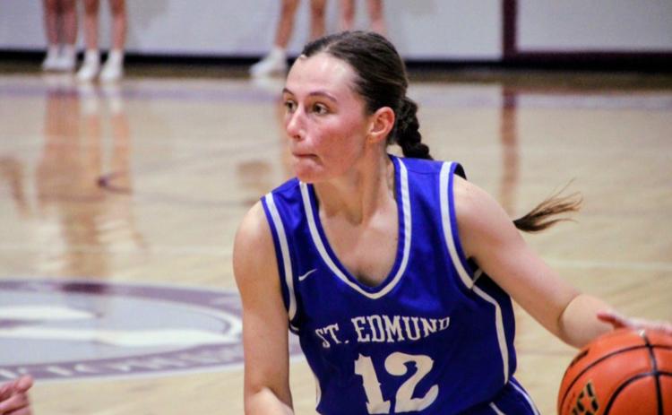 St. Edmund Lady Jay Caroline Lavergne poured in a career-high 35 points as St. Edmund rolled to a 59-37 victory over Vermilion Catholic. (Photo by Sports Editor Rhett Manuel)
