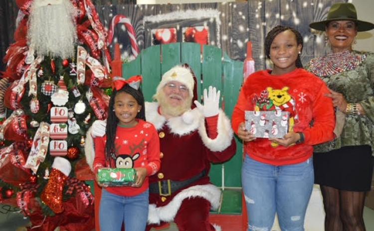 Eunice Housing Authority Christmas party for kids