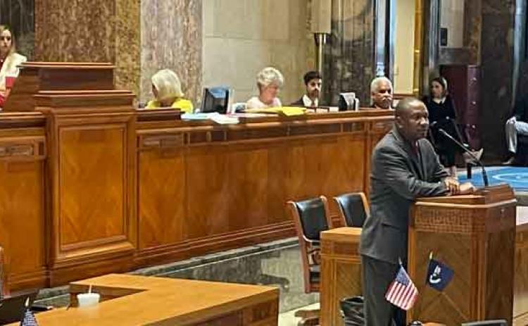 Sen. Cleo Fields said the dispute over the boundaries of the state’s six congressional districts are likely to be settled in court. (Photo by Piper Hutchinson/LSU Manship School News Service)