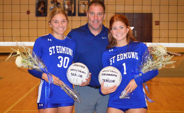 From left are Audry Chaumont, SEH coach Barry Manuel and Susannah Summerlin. 