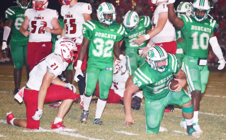 Dylan Darbonne recovers a Tioga fumble