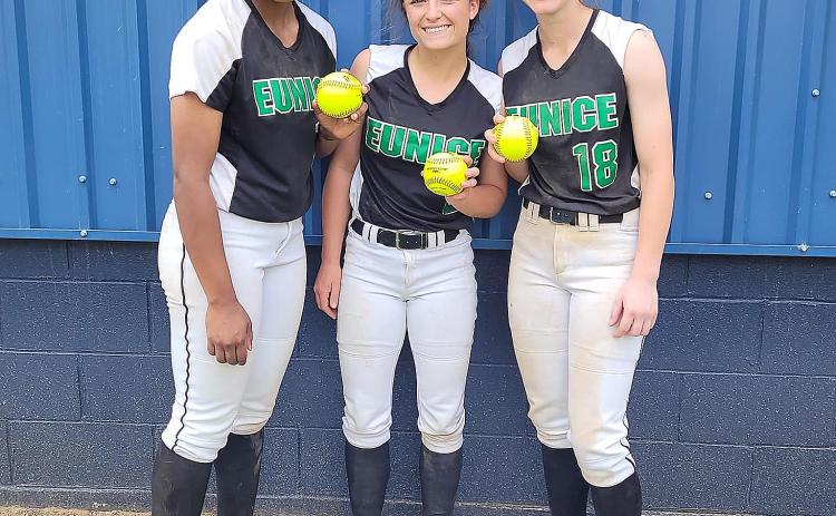 Gabby Mitchell. Sophie Vidrine and Alissa Pate