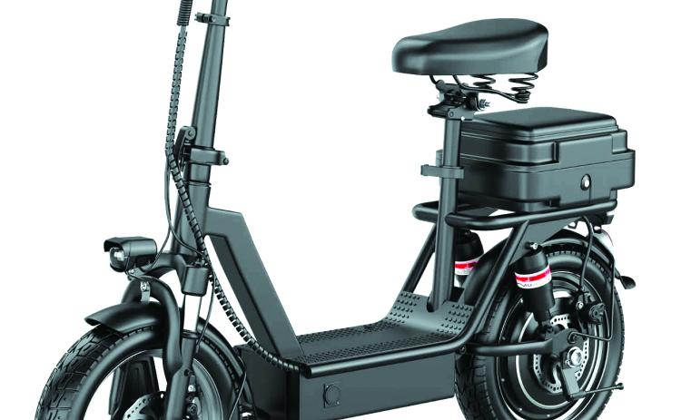Eunice Police Chief Kyle LeBouef warned city leaders Tuesday about a surge in accidents and unsafe riding involving electric scooters, urging the City Council to consider local ordinances to enhance public safety while the devices grow in popularity among youth.