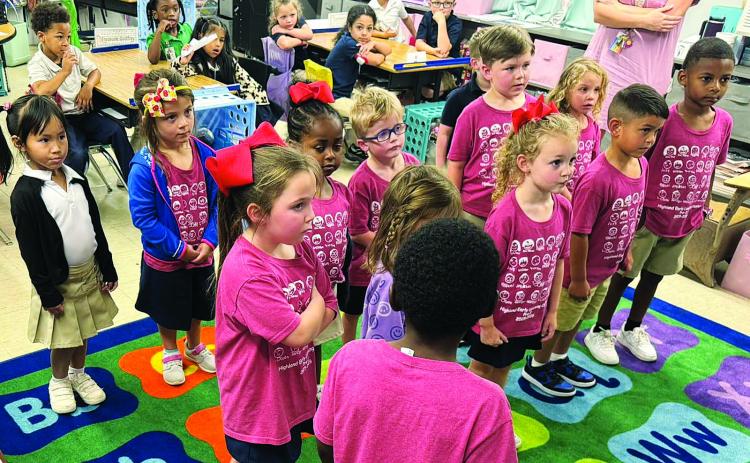 Pre-K students at Highland Early Learning Center got a sneak peek this week at what next year will look like during their visit to the kindergarten classrooms! Students had the chance to explore the classrooms, meet teachers, and learn all about the exciting things kindergarten has to offer.